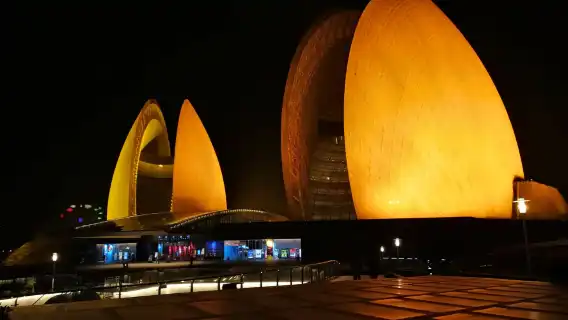 珠海本地資深&導遊+ 經驗豐富+ 全程陪同講解+景點美食同步推薦打卡+值得信賴推薦