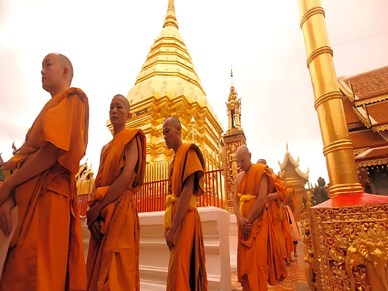 Tour serale dei templi di WAT UMONG e DOI SUTHEP