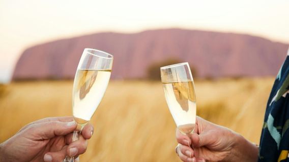 Uluru: Sacred Sites & Sunset Tour + Transfer + Snacks