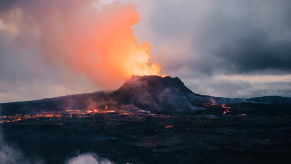 Iceland active volcano hiking 1-day tour: Lava field exploration, Reykjanes Peninsula, round-trip from Reykjavik by luxury bus