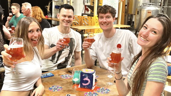 Amsterdam: Geführte Craft-Beer-Brauerei-Bustour mit Verkostungen