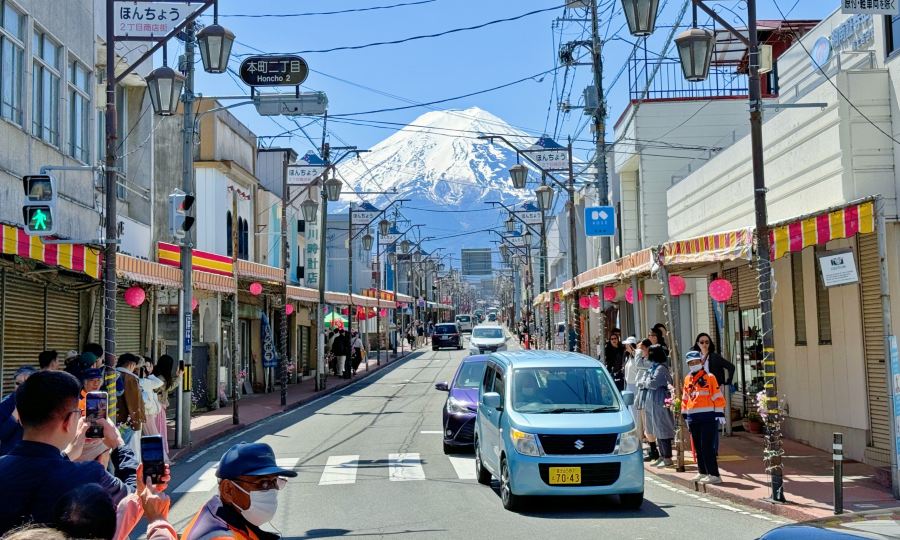 Fujikyu Railway Experience Day Tour