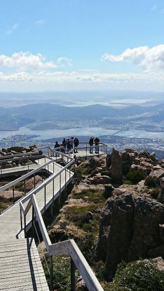 塔州一手|塔斯馬尼亞荷伯特威靈頓山+薩拉曼卡市集含機場酒店接