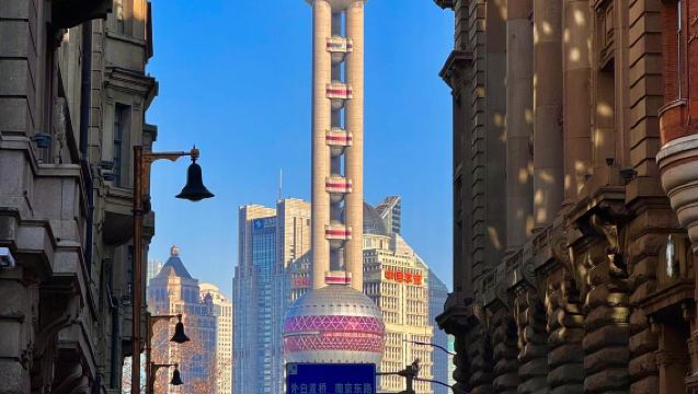 Shanghai Private Day Tour with English Guide | Yu Garden + City God Temple + Zhujiajiao + The Bund (Includes Tickets & Transportation)