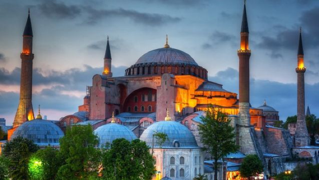 Billetter til Hagia Sofia - Hovedbillet (ingen kø + lydguide) - Hagia Sofia i Istanbul, Tyrkiet