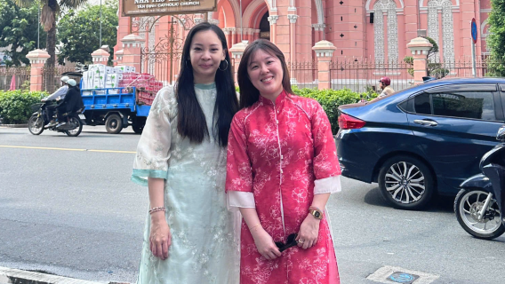 ベトナム・ホーチミン：サイゴンでアオザイを体験～人気スポットで記念撮影【中国語、英語、日本語、韓国語】
