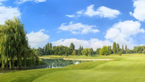 Милан: играйте в гольф в клубе Le Rovedine Golf Club
