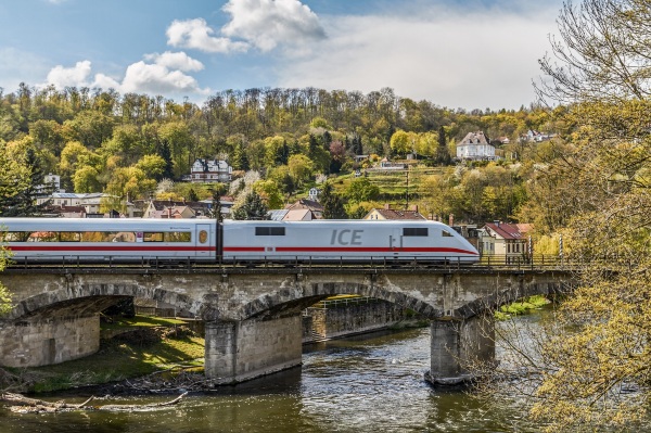 Eurail ドイツ鉄道パス【公式代理店/子供無料/即時発券】｜Trip.com