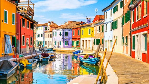 Murano & Burano: Boat Tour From St.Mark's Square + Glassblowing Demo