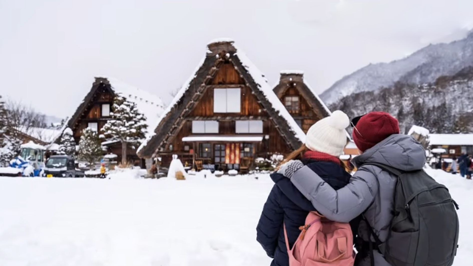 Nagoya: Shirakawa-go Gassho Village + Takayama Old Town 1-day tour