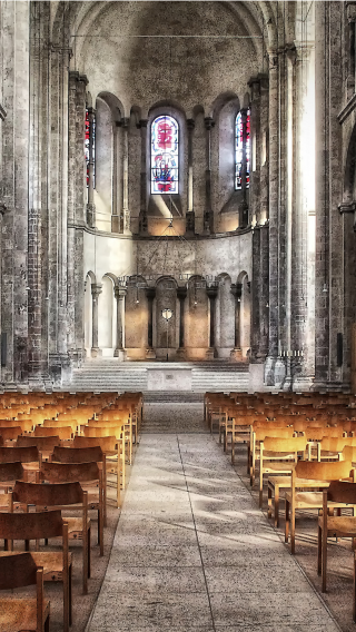 Fragrance Museum + Old Street along Rhine + Wallraf - Richartz Museum private charter day tour