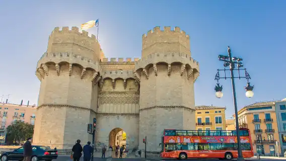 Valencia Bus Turistic: 48-Hr Hop-on Hop-off Bus Tour + Saint Nicholas Entry