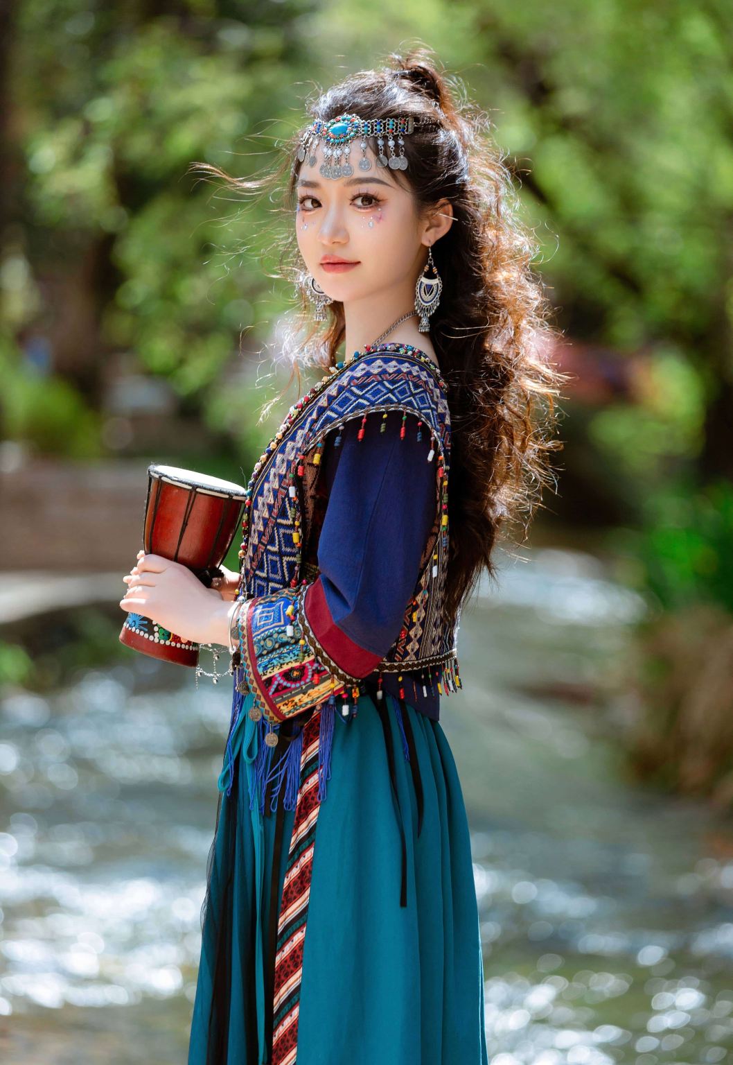 Wuhan Trip Moments[Driver-guide + travel photography + wedding aerial microfilm + makeup & costumes + customized itinerary + all photos included]