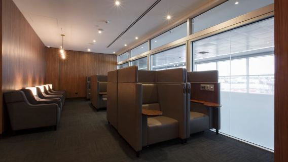 Sân bay Melbourne: Lối vào phòng chờ cao cấp (Khởi hành tại nhà ga T2)