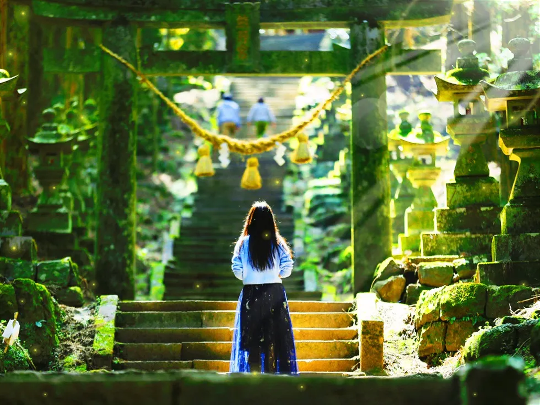 Explore the secrets of Kyushu: Kumamoto's Jūmi-ko Kumanoza Shrine & Amano-Iwato & Miyazaki Takachiho Gorge
