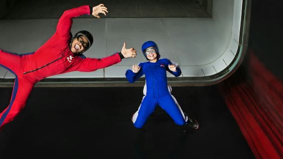 Paracadutismo indoor iFly Dubai