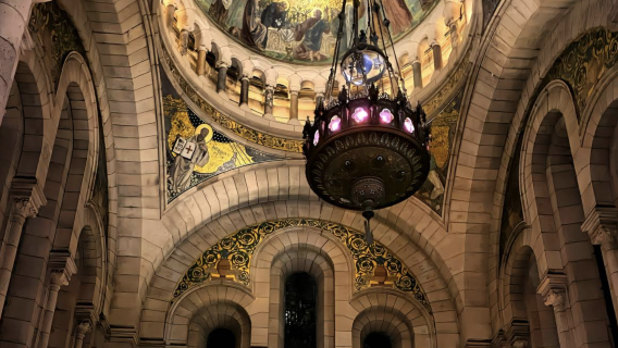 法國巴黎-盧瓦爾河谷-安布瓦城堡可定制【中文專車-愜意舒適】