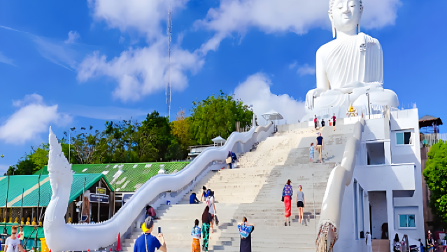 Phuket City Tour: Wat Chalong, Big Buddha and Landmark View Points