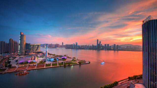 Changsha, China: Plaza del Primero de Mayo + Montaña Yuelu + Academia Yuelu + Isla de la Naranja con servicio multilingüe/servicio de coche privado con conductor