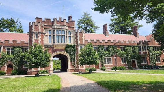 ออกเดินทางจากนิวยอร์ก: ทัวร์ 1 วันที่มหาวิทยาลัยพรินซ์ตันและฟิลาเดลเฟีย | ทัวร์ครอบครัว | ทัวร์ภาษาอังกฤษ