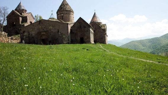 ค้นพบเพิ่มเติมกับทัวร์ Sevan Dilijan Haghartsin Goshavank ต้นทางจากเยเรวาน