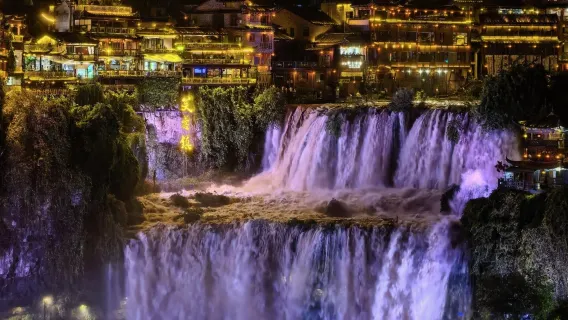 Excursión privada de 1+0.5 días por el Pueblo Furong, Avatar, Tianmen, Ascensor Bailong en Zhangjiajie 