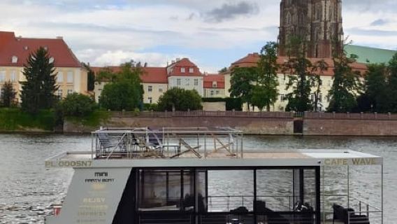 Wroclaw: Floating Café Cruise on the Oder River