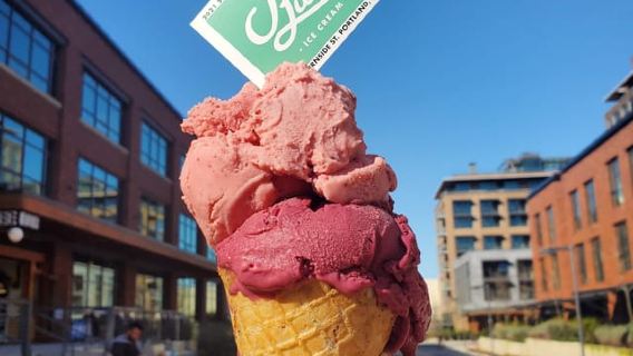 Portland: Guided Ice Cream Walking Tour with Tastings