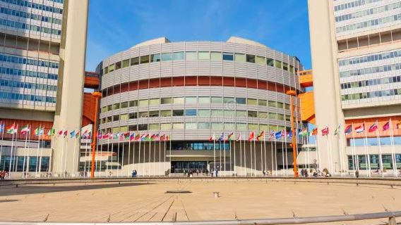 Lawatan Berpandu 2 Jam di Kawasan Pertubuhan Bangsa-Bangsa Bersatu Vienna: Menelusuri Sungai Danube dan Kisah di Sebalik Ibu Kota Diplomasi