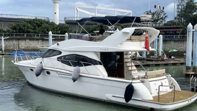 【深圳遊艇出海】深圳大梅沙58尺三層帶KTV台灣豪華遊艇包船出海