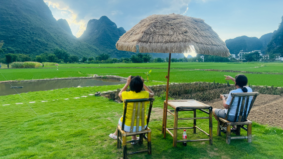 ทัวร์ส่วนตัวหนึ่งวันในหยางโชว กุ้ยหลิน: ล่องแพไม้ไผ่บนแม่น้ำหยูหลงและยอดเขาหยูยี่