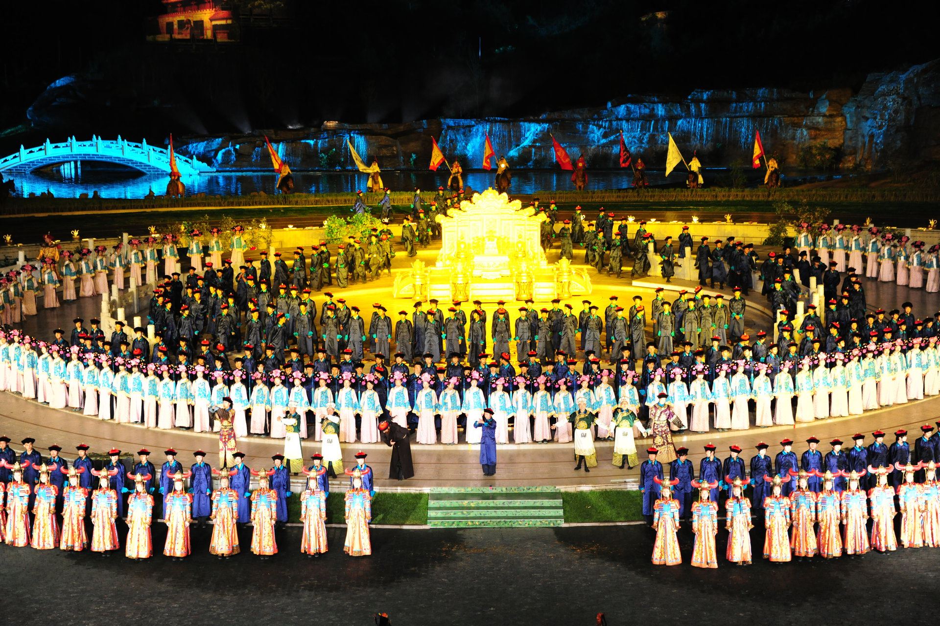Chengde, Cina: Grande Cerimonia dell'Imperatore Kangxi della Dinastia Ding Sheng + Grande Muraglia di Jinshanling +|Inglese|Legge|Guida in giapponese