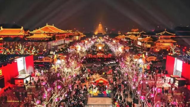 西安城牆+鐘鼓樓+大雁塔-大唐不夜城+駝鈴傳奇一日遊