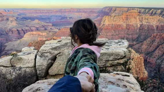 Grand Canyon & Lower Antelope Canyon & Zion National Park 1-Day 1-Night Tour