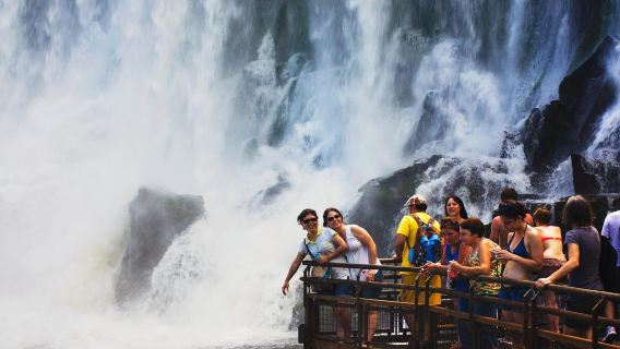 Argentinien Iguazú-Wasserfälle Tour (optional Bootsfahrt + Gruppen-/Privattour + Buchung ab 1 Person möglich)