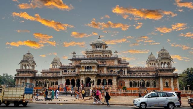 Jaipur: privérondleiding door de stad met auto, gids, tickets en lunch