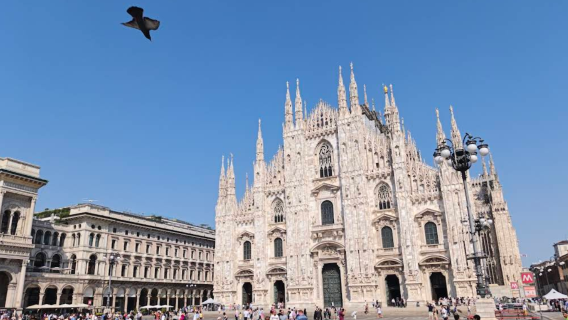 perjalanan satu hari Lift Katedral Milan