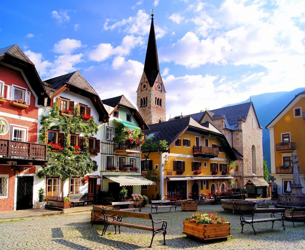 1-day tour to Hallstatt from Vienna, Austria (optional cruise/transfer)