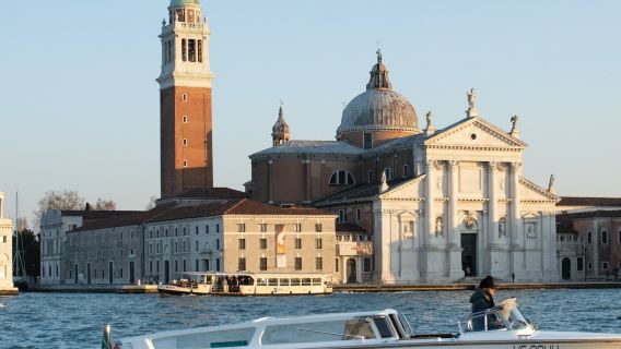 Venice: Water Taxi to Santa Lucia Station from Hotel