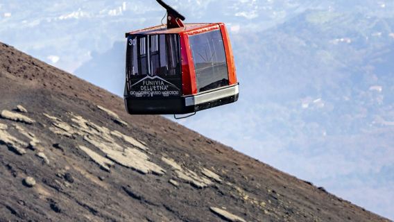 埃特納火山：纜車門票 + 四驅巴士接送