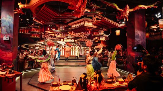 งานเลี้ยงอาหารค่ำยามค่ำคืนในพระราชวังสมัยราชวงศ์ถัง ณ เมืองซูหยาน เซี่ยงไฮ้|ประกอบด้วยการแสดงในธีมเนจา + งานเลี้ยงอาหารฟิวชั่นสุดสร้างสรรค์