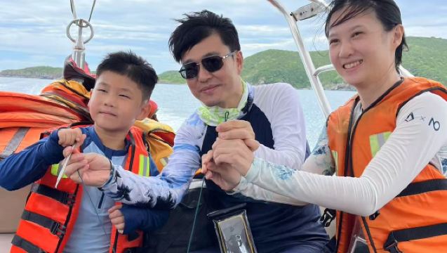 芽莊包船射魚一日遊，海釣浮潛，玩槳板，荒島體驗海鮮BBQ大餐