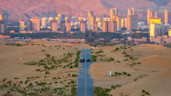 銀川烏海拉僧廟烏海湖一日遊