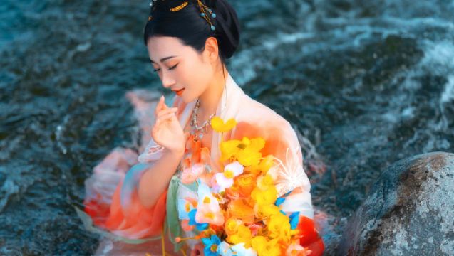 หลัวเถียน ถ่ายรูปท่องเที่ยว[บริการถ่ายภาพและวิดีโอถึงที่ ทั้งถ่ายภาพครอบครัว ภาพคู่รัก วิดีโอโปรโมท ภาพบุคคล ภาพแต่งงาน พร้อมมอบไฟล์ต้นฉบับทั้งหมด]