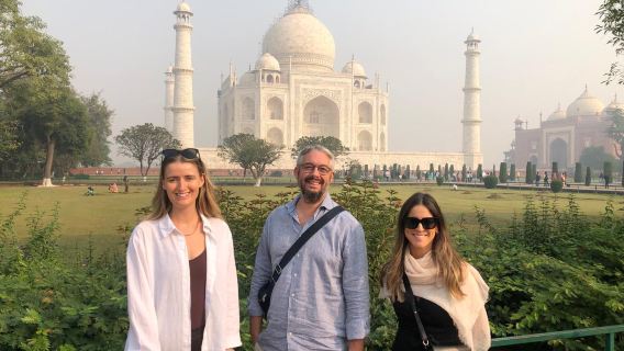 Agra: Tour có hướng dẫn Taj Mahal & Pháo đài Agra với dịch vụ vào cửa nhanh
