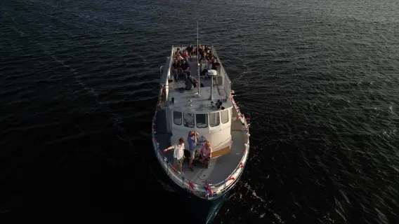 데스 도어: 라이브 음악이 있는 선셋 크루즈