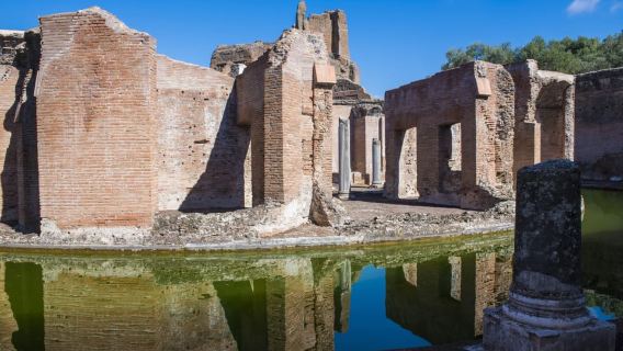 From Rome: Roundtrip Tivoli Transfer with Entry Tickets