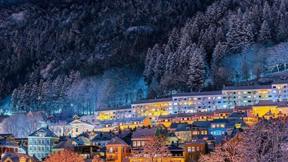 Norway Bergen - Rumah Kayu Pelangi - Kastil Hus - Kereta Kabel Gunung Fløyen - sewaan peribadi - Peribadi
