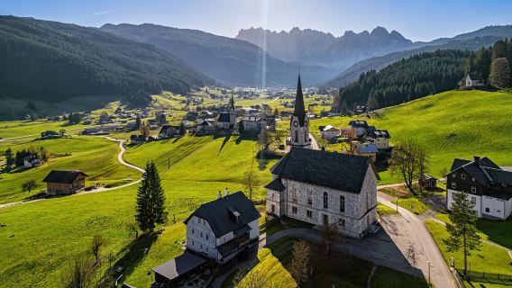 Bermula dari Vienna | Hallstatt - Tasik Gosau - bandar kecil Gosau [tidak termasuk tiket masuk]