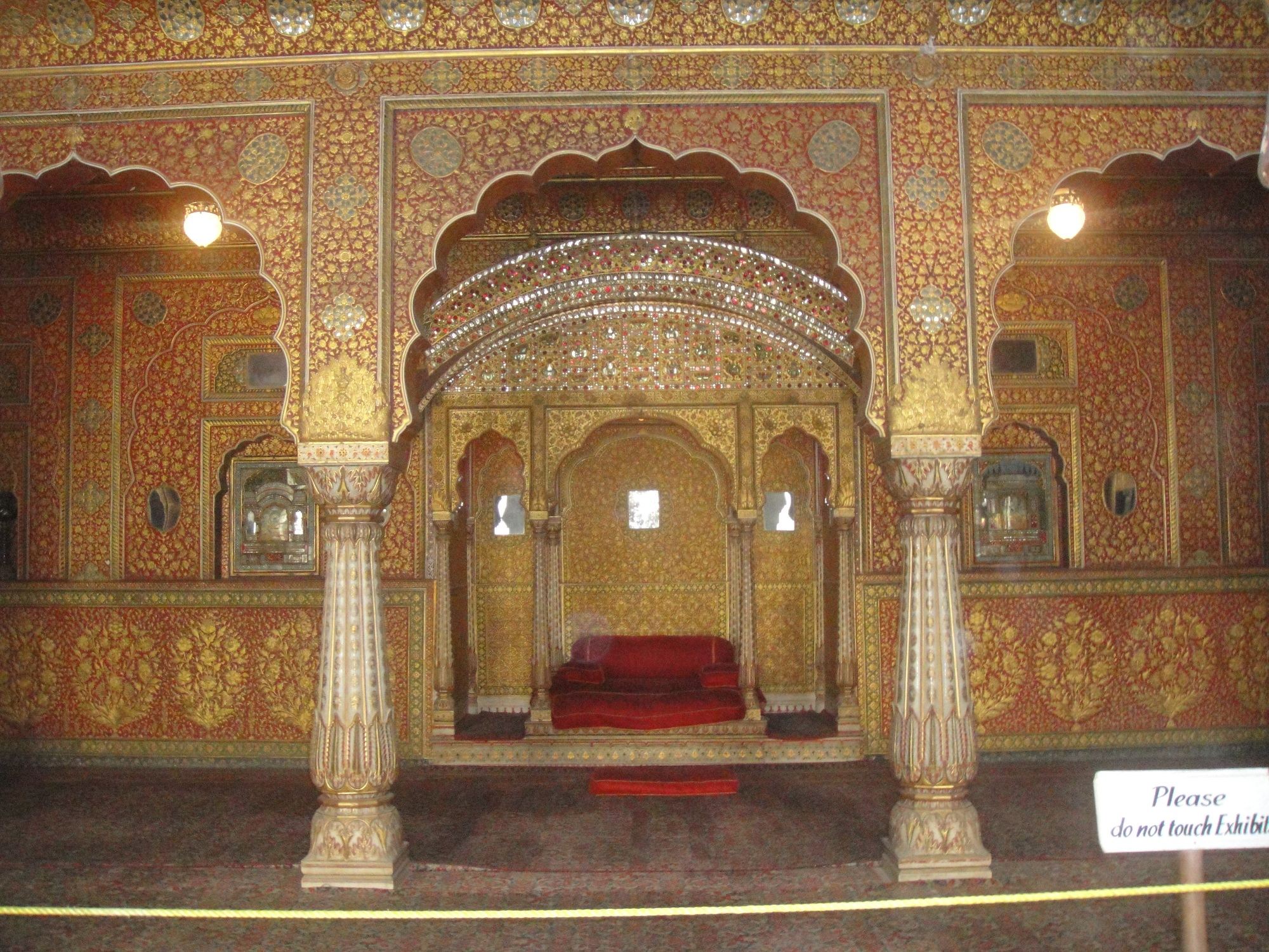 Visit Junagarh Fort & Rat Temple Tour with Jodhpur drop from Bikaner including Local Guide Service